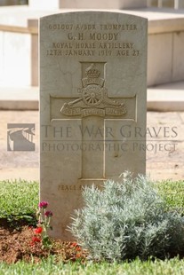 BEIRUT WAR CEMETERY - MOODY, GEORGE HENRY